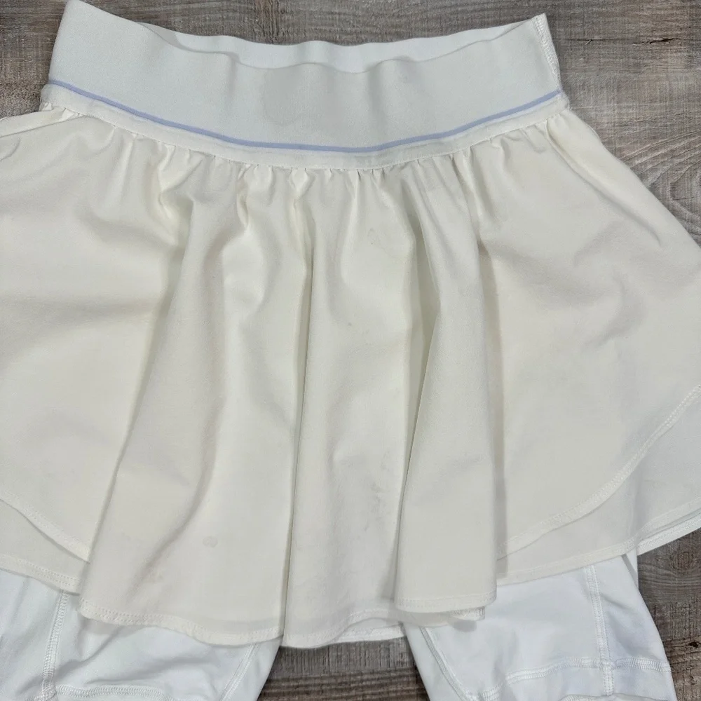 Lululemon White Court Rival High-Rise Skirt Skort Extended Liner Size 4